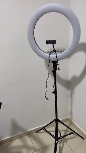 Ring light