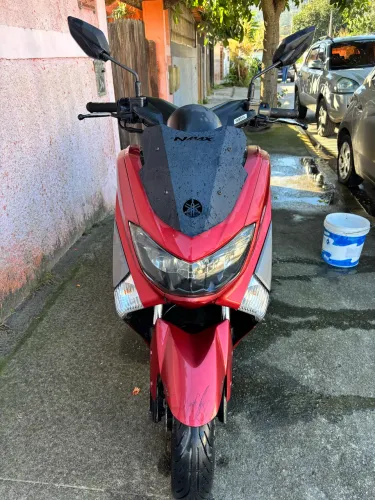 Nmax Top