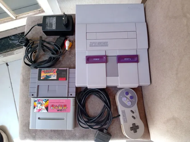 Super Nintendo completo com dois jogos