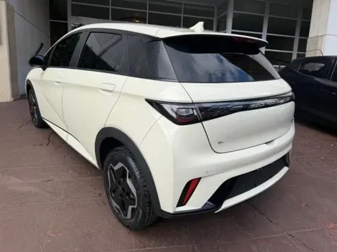 BYD Dolphin Mini (Elétrico) 2025