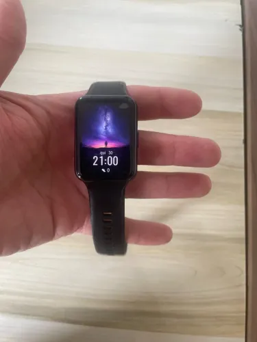 RELÓGIO HUAWEI SMARTWATCH EXCELENTE COM PELÍCULA DE PROTEÇÃO 