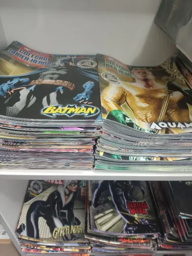 Revistas Eaglemoss Marvel e DC 30 unidades