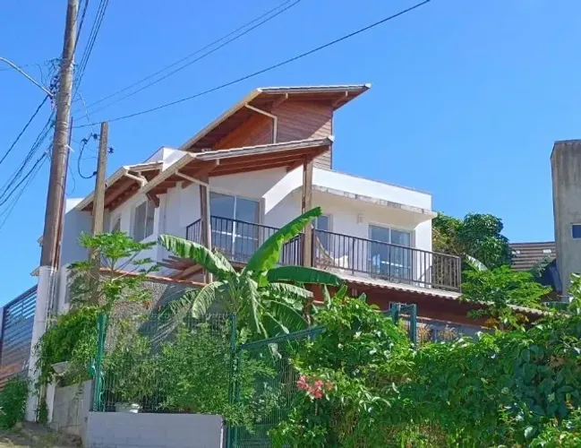 Casa nova a 200m da praia Morro das Pedras com vista mar - desfrute do lifestyle da prai