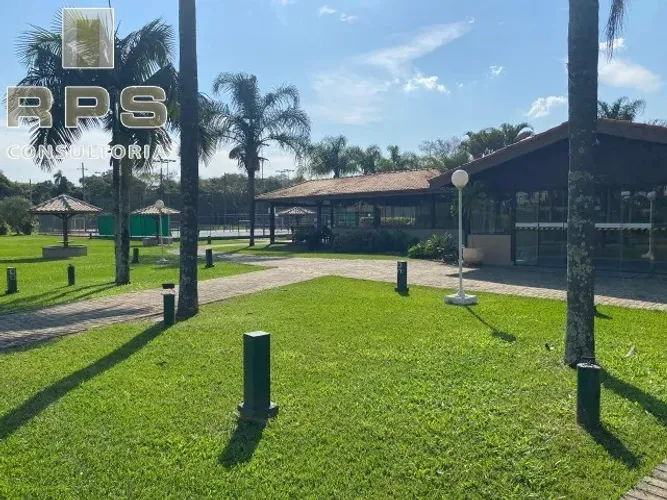Terreno em condomínio de luxo à venda em Atibaia-SP, 680m² de área no Condomínio Residenci