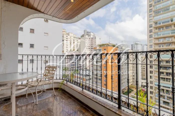 APARTAMENTO VENDA HIGIENÓPOLIS - PISCINA E QUADRA