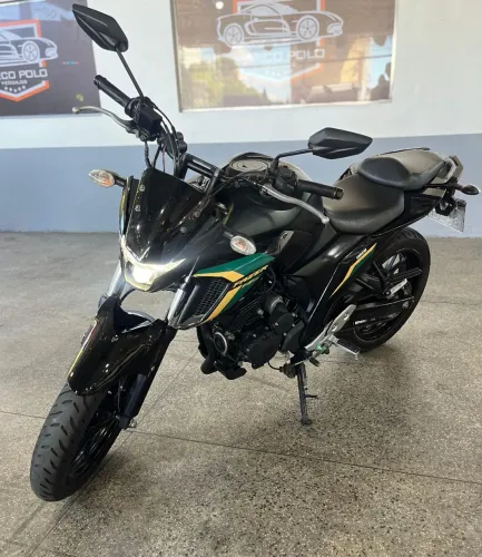 YAMAHA FAZER 250 ANO 24/24
