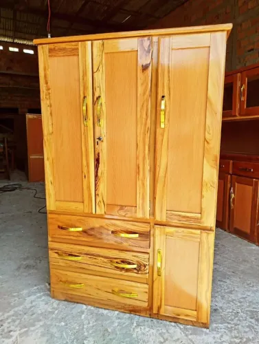 GUARDA ROUPA DE SOLTEIRO - 3 PORTAS 3 GAVETAS NOVO!