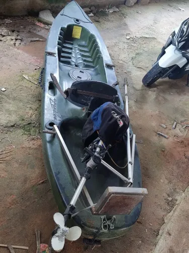 Caiaque de pesca/Motor/Remo 