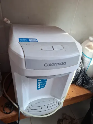 Vende se purificador de água Colormaq estragado!!