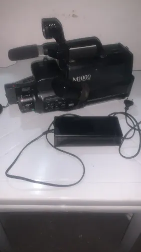 Filmadora Panasonic VHS M 1000