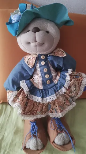 Pelúcia antiga (tenho a 38 anos)
