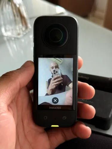 Insta 360 x3 sem detalhes bateria extra e bastao
