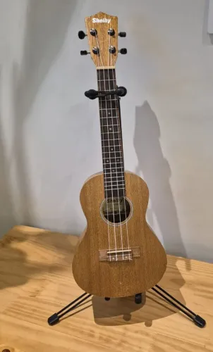 Ukulele Shelby SU23M