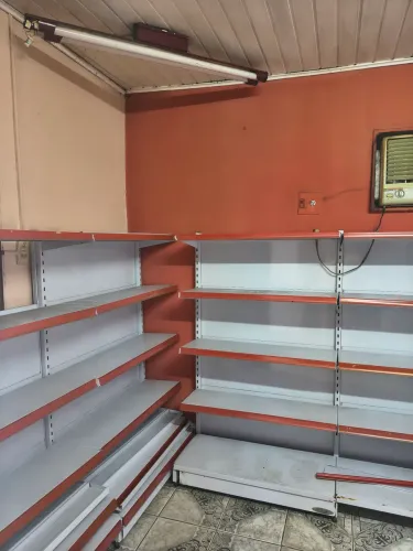 ALUGO ÓTIMO PONTO COMERCIAL NA CIDADE NOVA 2 PRÓXIMO À PRAÇA DA BÍBLIA