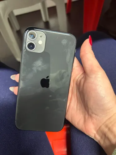 iPhone 11