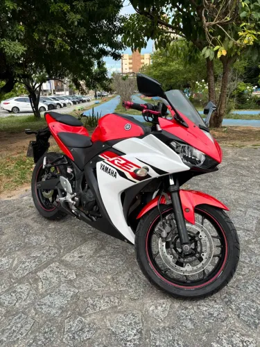 YAMAHA YZF - R3 321cc 2016 - ESPORTIVA, POTENTE E SEM NADA PRA FAZER