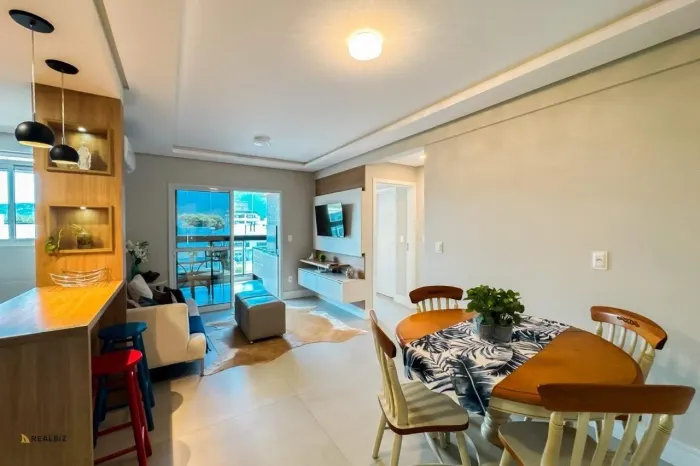 Apartamento Mobiliado com 2 Dormitórios na Praia de Palmas | Residencial Antares