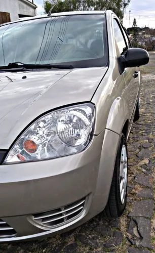 Ford Fiesta Sed. 1.6 8V Flex 4P 2008