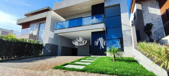 Casa com 3 quartos à venda, 208 m² por R$ 1.550.000 - Parque Taua Araçari - Londrina/PR