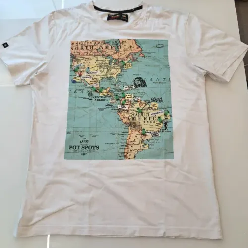 Camiseta Lost Maps Branca M em Ótimo Estado