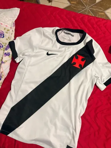3 camisas do Vasco