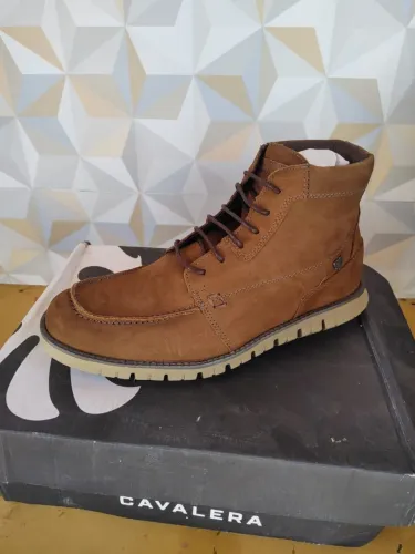Bota Cavalera