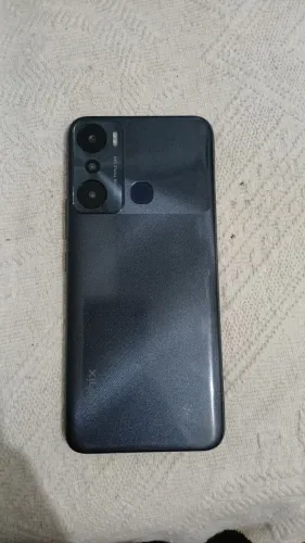 Celular infinix hotel A20