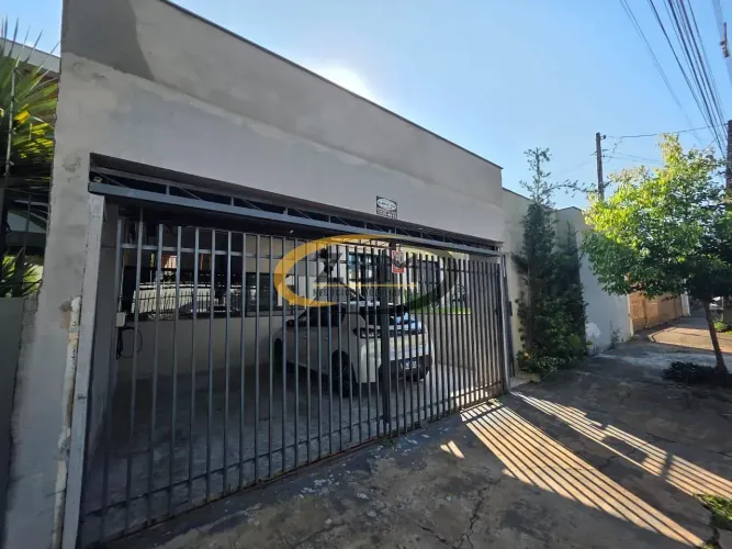 Casa à venda, 03 quartos (01 Suite), 307 m² de terreno, 168 m² de construção, JD Aurora, L