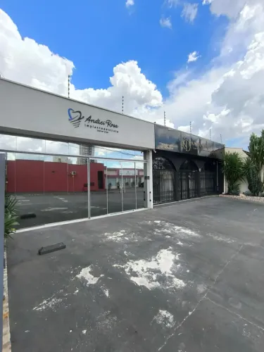 LOCAÇÃO DE IMÓVEL COMERCIAL 120M² COM 5 SALAS NO BAIRRO JARDIM DAS AMÉRICAS - CUIABÁ.