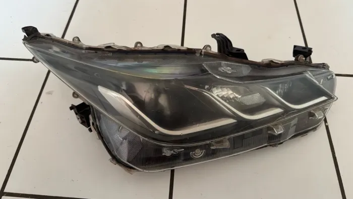 Farol Corolla original