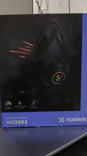 Headset fortrek vickers usado uma única vez.