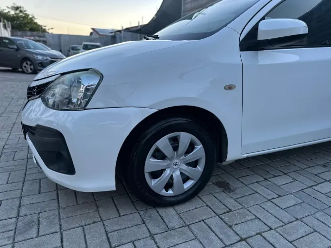 Toyota Etios X 1.3 Flex 16V 5P Mec. 2018