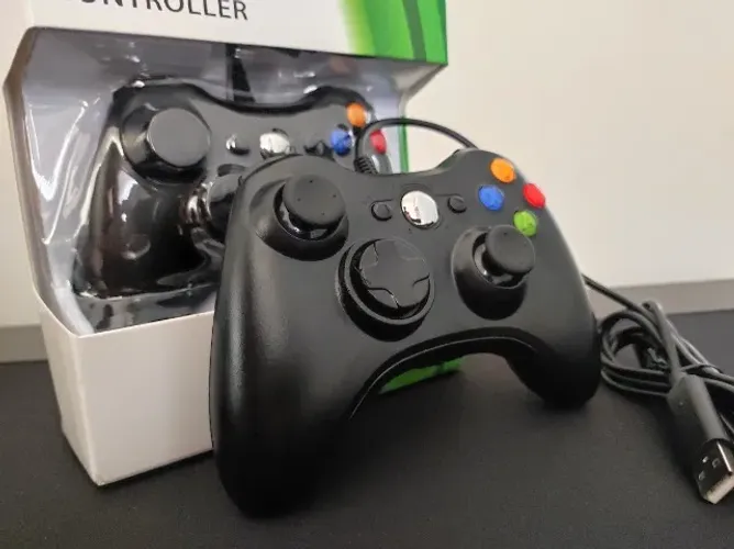 Controle USB para PC  e Xbox 360 - Novo 