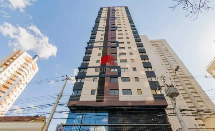 Studio para locação no centro de curitiba