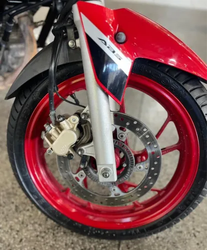 ?FACILIDADE PARA SAIR DE MOTO NOVA!?