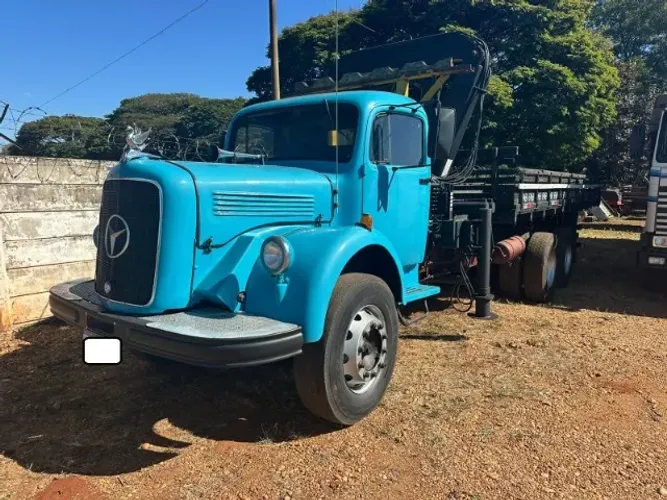 Mercedes  Benz L 6x2  ano 1952 C/Munck 