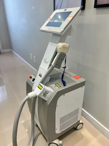 LASER IBRAMED VEGA TRIPLE WAVE 2023