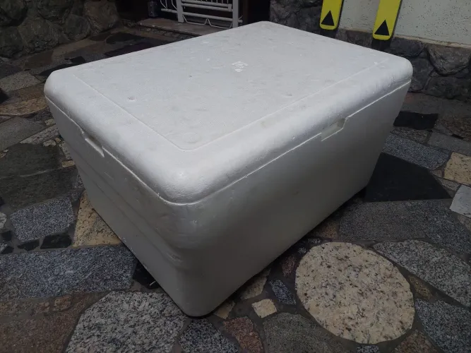 Caixa de Isopor 100L