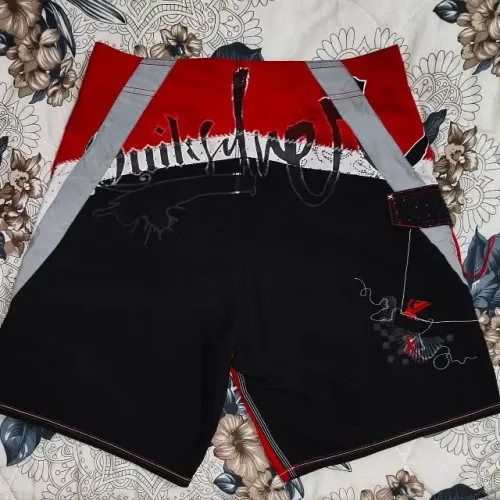 shorts original quiksilver tamanho g anos 2000 surf vermelho preto