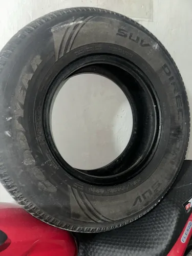 Pneu Goodyear 235/75 R15