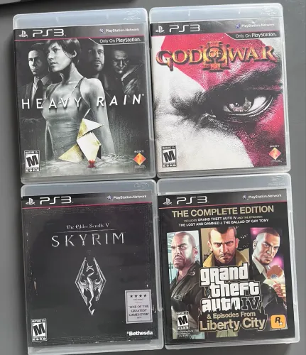 Lote PS3 Clássicos Completos | GTA IV, God of War, Skyrim e Heavy Rain