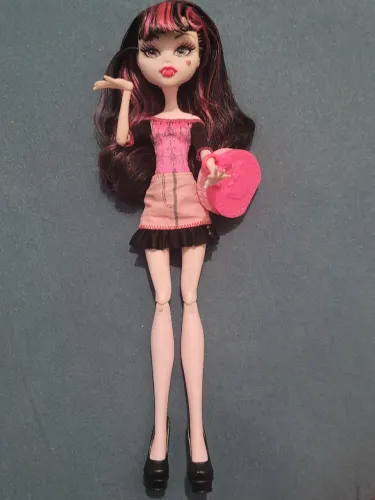 Monster high Boneca draculaura 