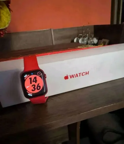 Apple watch série 6 versão red 44 zerado (SOMENTE VENDA)