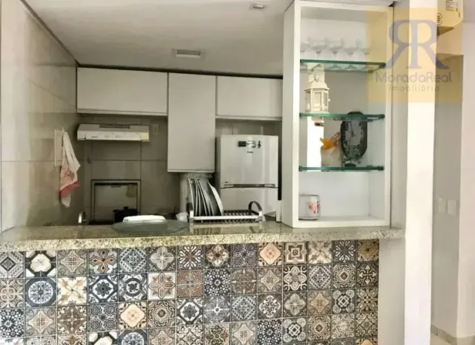 ALUGO APARTAMENTO TODO MOBILIADO EM BOA VIAGEM COM SERVIÇO DE CAMAREIRA .