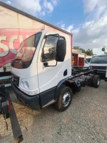 MB Accelo 815 2p 2012/2012
