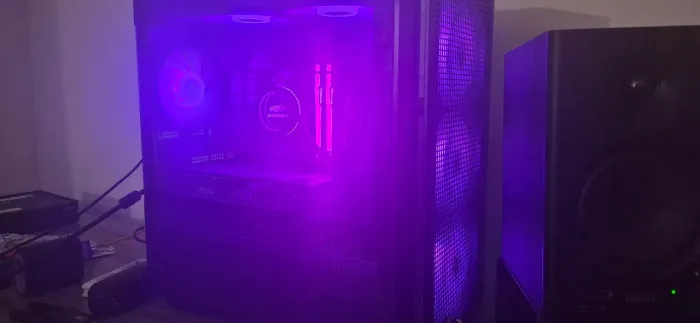AMD Ryzen 9 - 2tb - 12MB Nvidia- 64gb