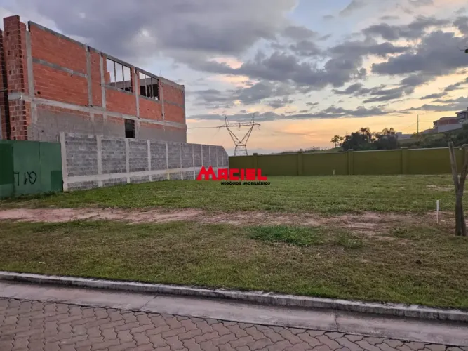 Excelente oportunidade no condomínio Terras Alpha ? Urbanova