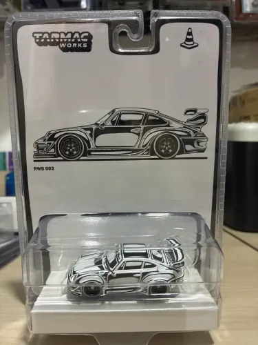 Tarmac Works Porsche RWB 993