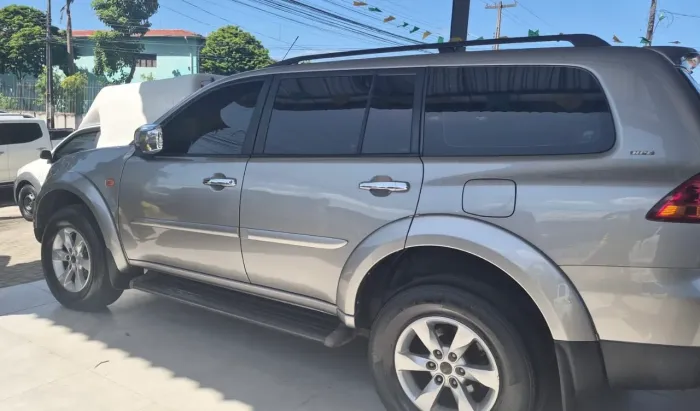 Mitsubishi Pajero Dakar 3.2 4X4 T.i. Dies. 5P Aut. 2013