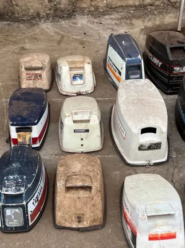 Vendo peças usadas para motores de popa Mercury, Yamaha e Mariner 